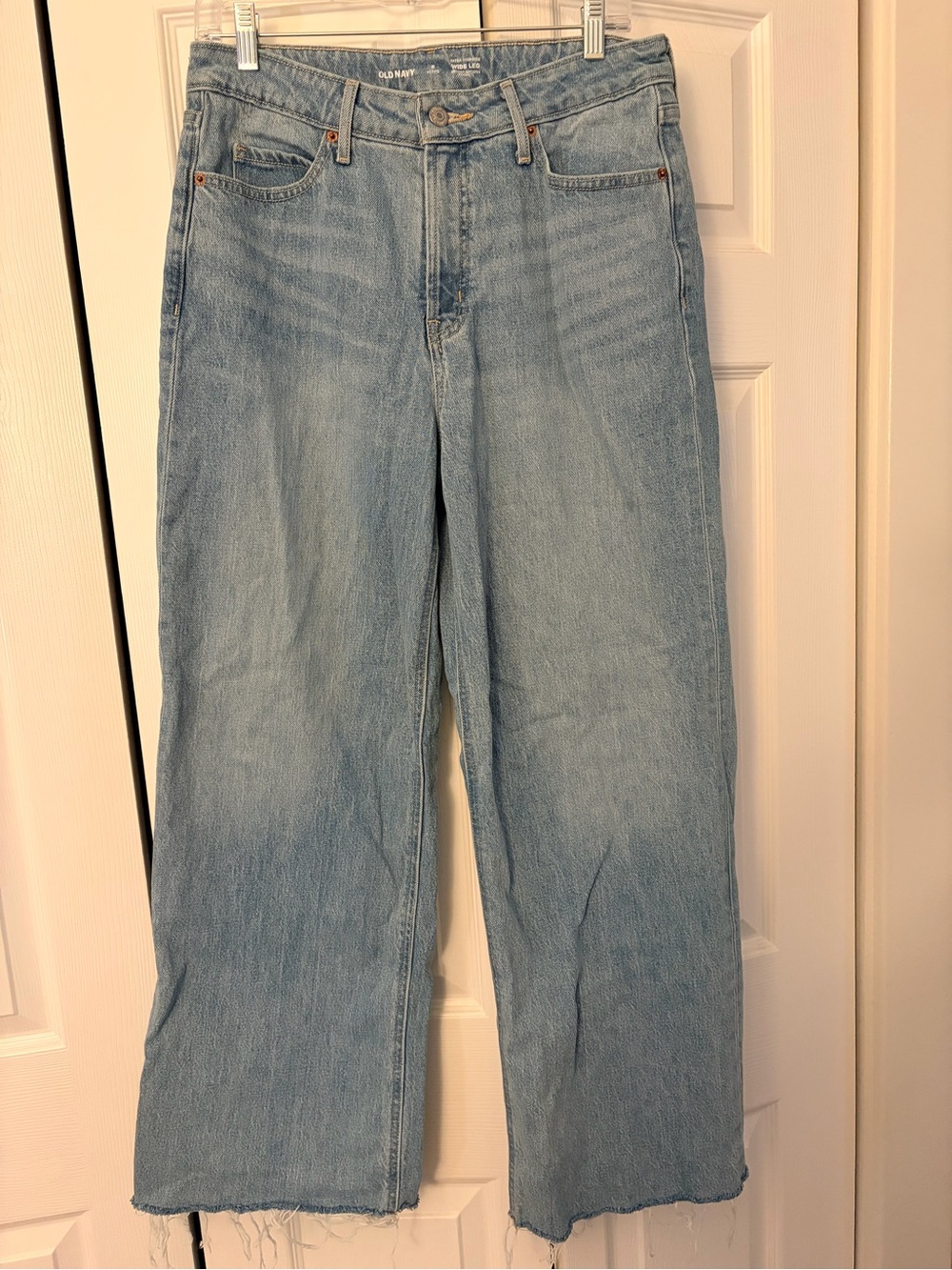 Old Navy Wide Leg High Rise Jeans - Light wash